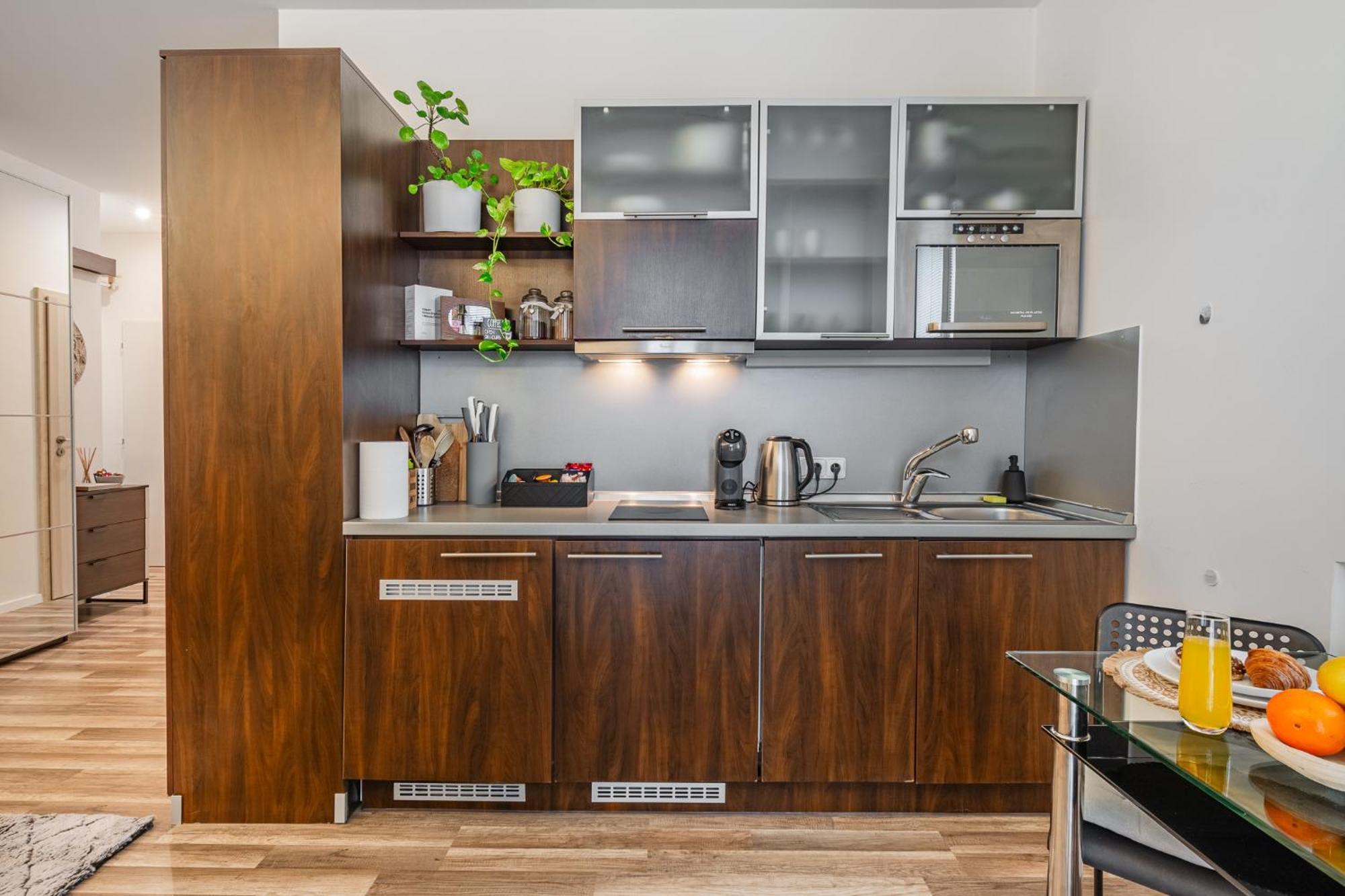 Natural-Style Apartment In The Centre Of Братислава Екстериор снимка